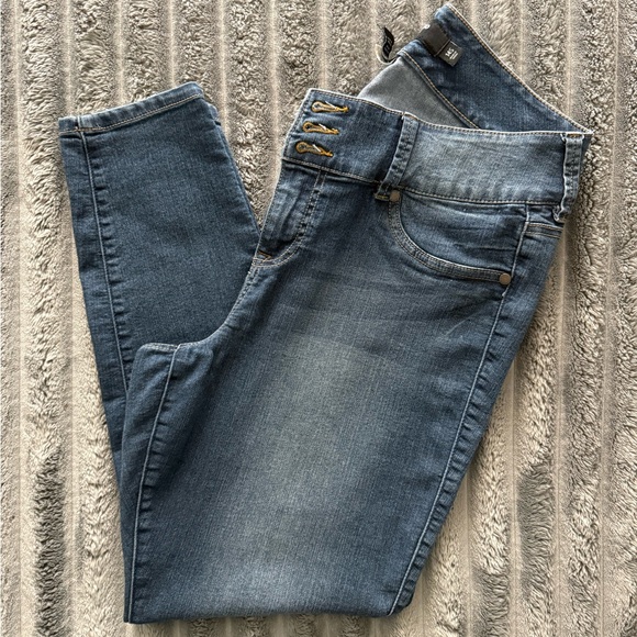 Torrid Blue Denim Jeans with Button Accents - Picture 1 of 3